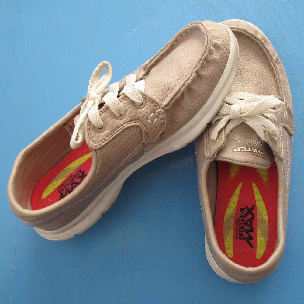 SNEAKERS Women's skechers SHOES Goga Max GO STEP Size 6 COLOR: cream